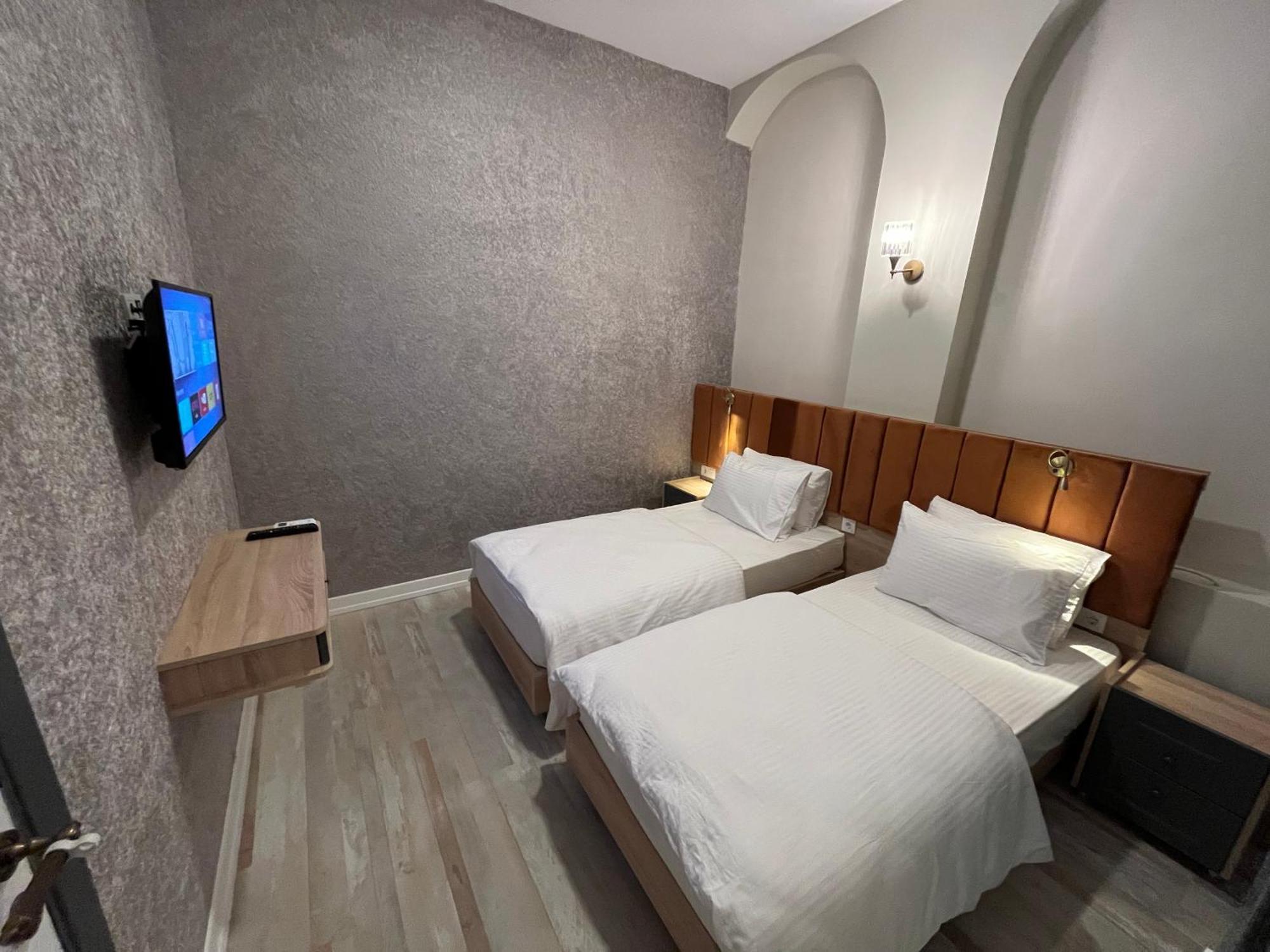 Genoa Port Hotel อิสตันบูล ภายนอก รูปภาพ